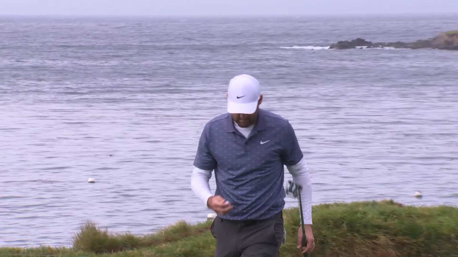 Scottie Scheffler wedges it tight to set up birdie at AT&T Pebble Beach