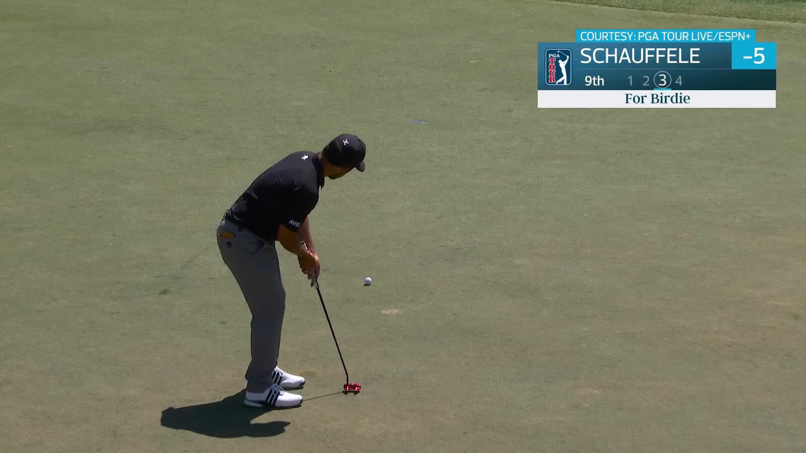 Xander Schauffele pours in 22-foot birdie putt on No. 9 at Valspar