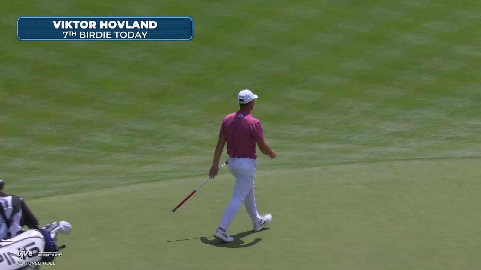 Viktor Hovland chips it close for seventh birdie of day at Travelers