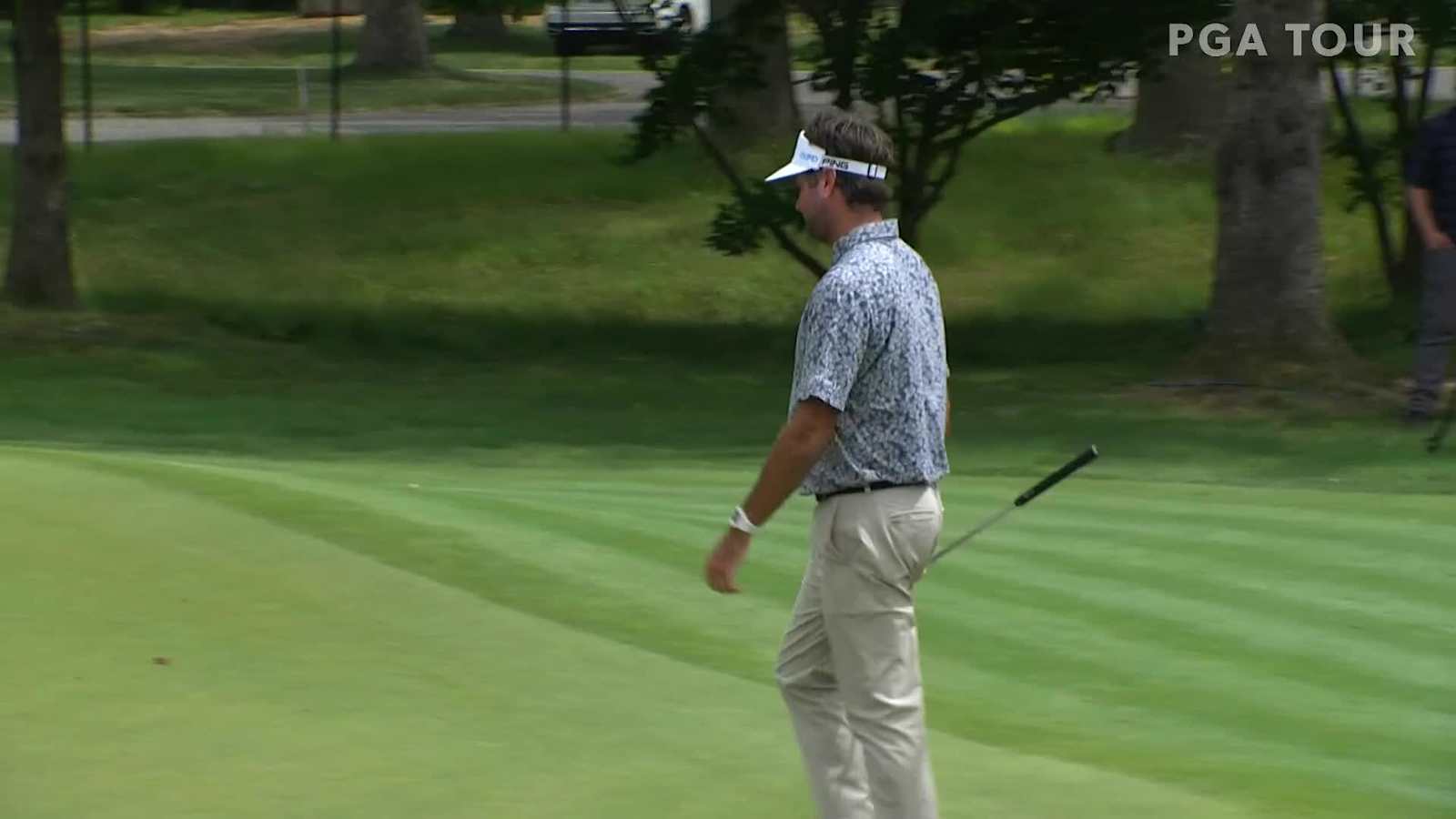 Bubba Watson's gnarly 42-foot chip-in birdie at Travelers