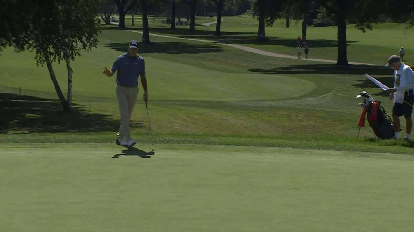 Jim Furyk drains birdie putt from fringe at DICK'S