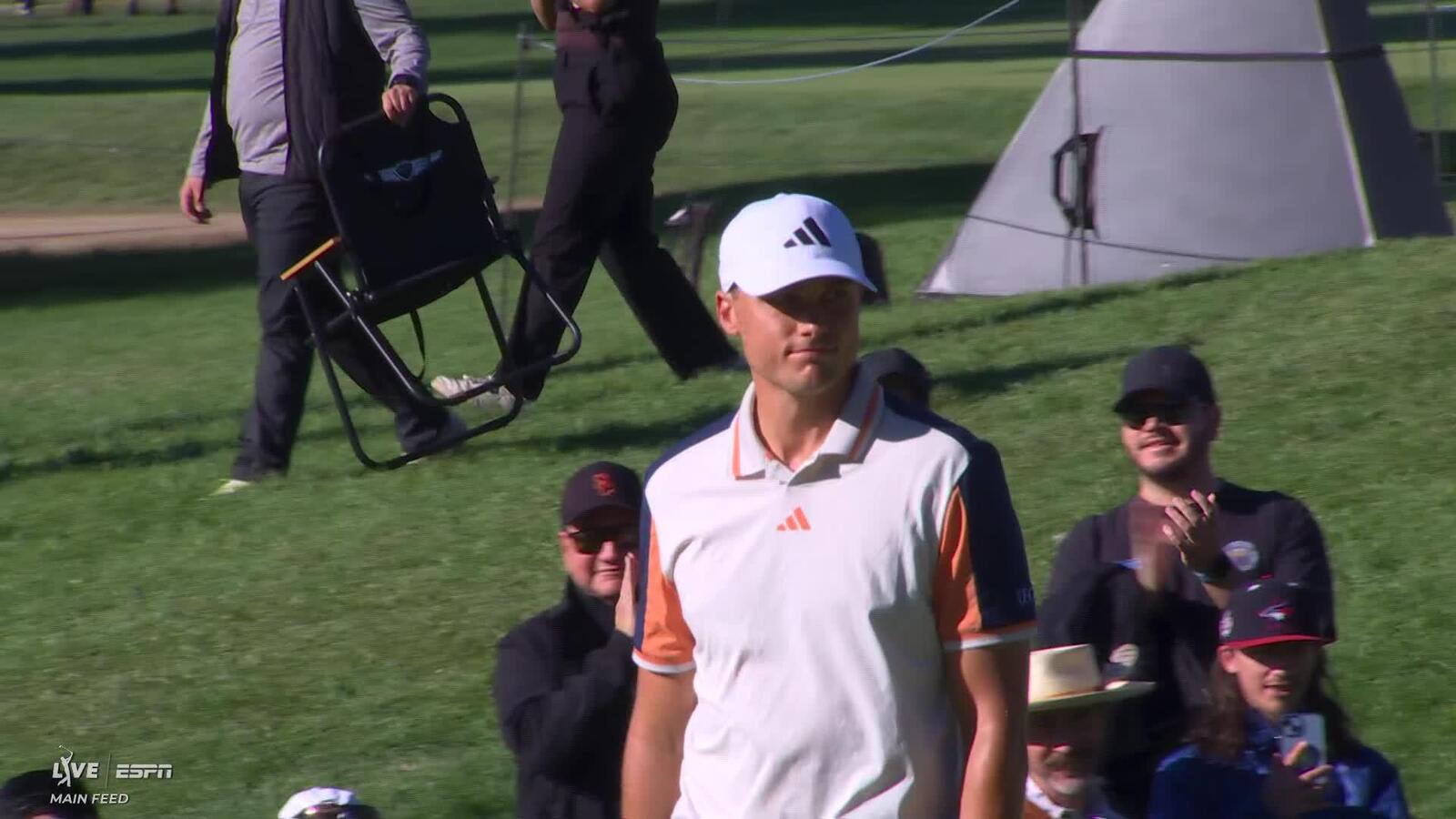 Ludvig Åberg holes 52-foot eagle putt from rough on No. 1 at The Genesis