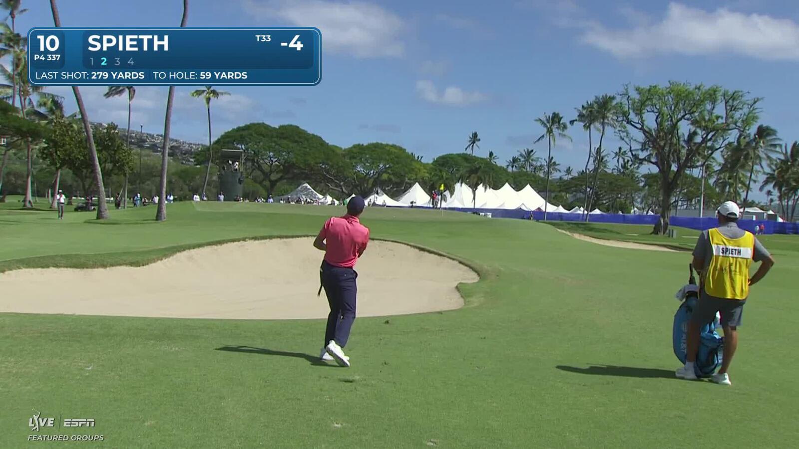 Jordan Spieth rolls in 12-foot birdie putt on No. 10 at Sony Open