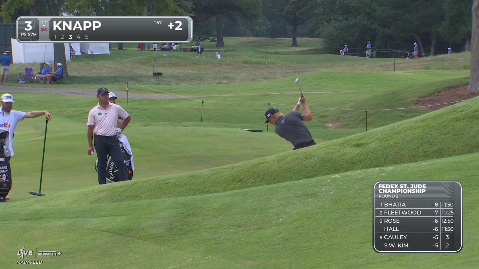 Jake Knapp sinks a 20-foot birdie putt at FedEx St. Jude