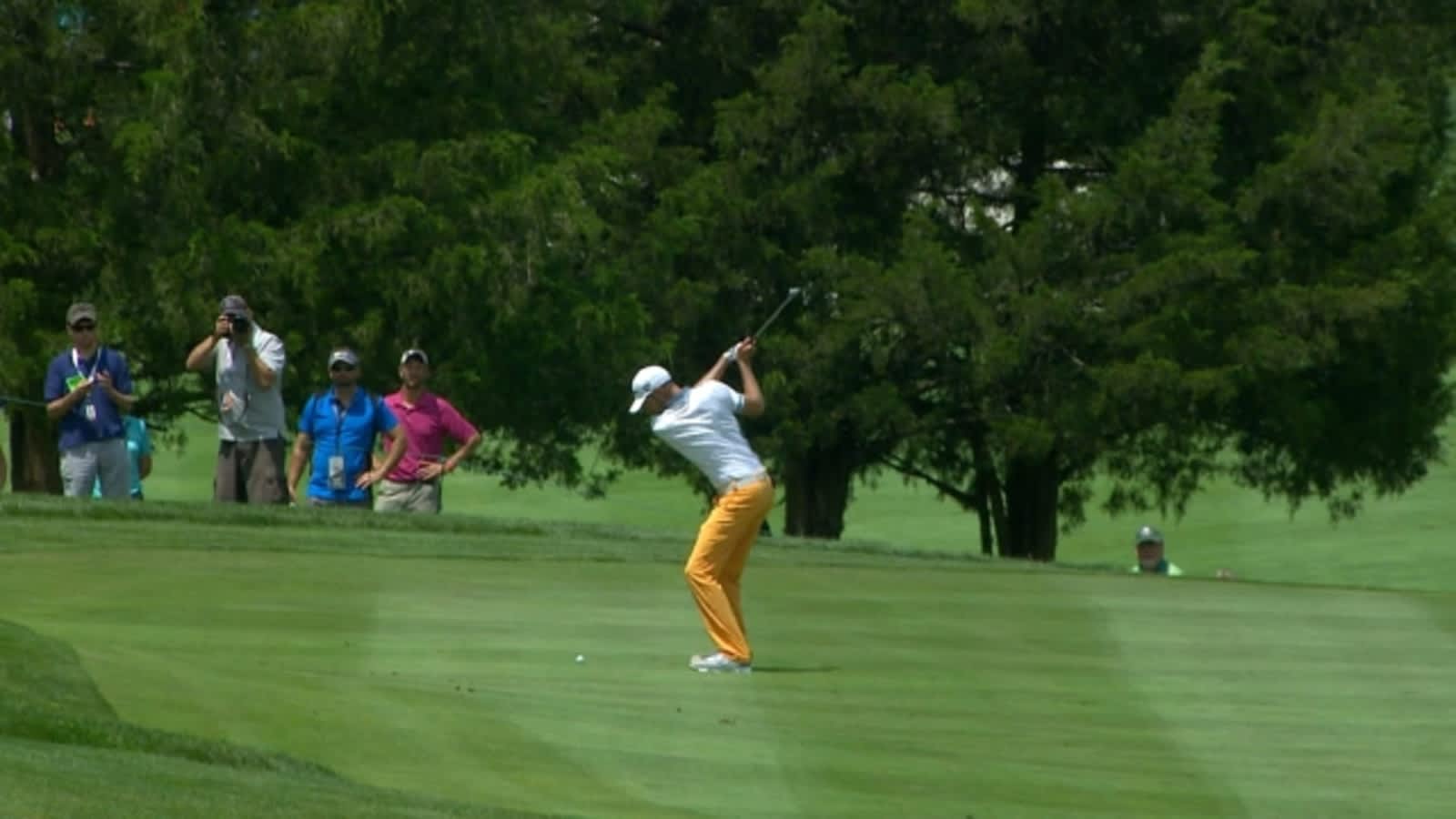 Troy Merritt’s approach to 9 feet leads to birdie at Quicken Loans