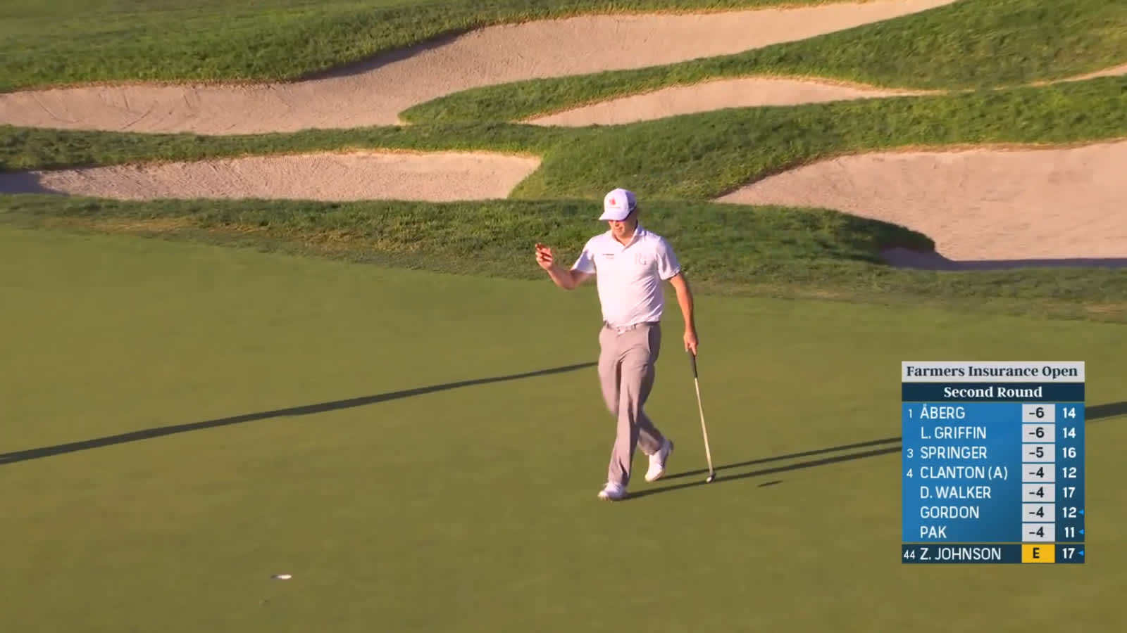 Zach Johnson makes 16-footer for birdie at Farmers
