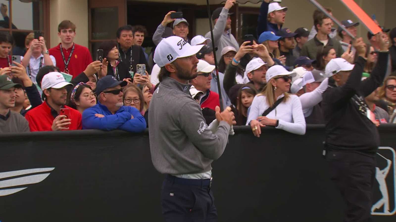 Max Homa sinks a double-breaking 39-footer for eagle at Genesis