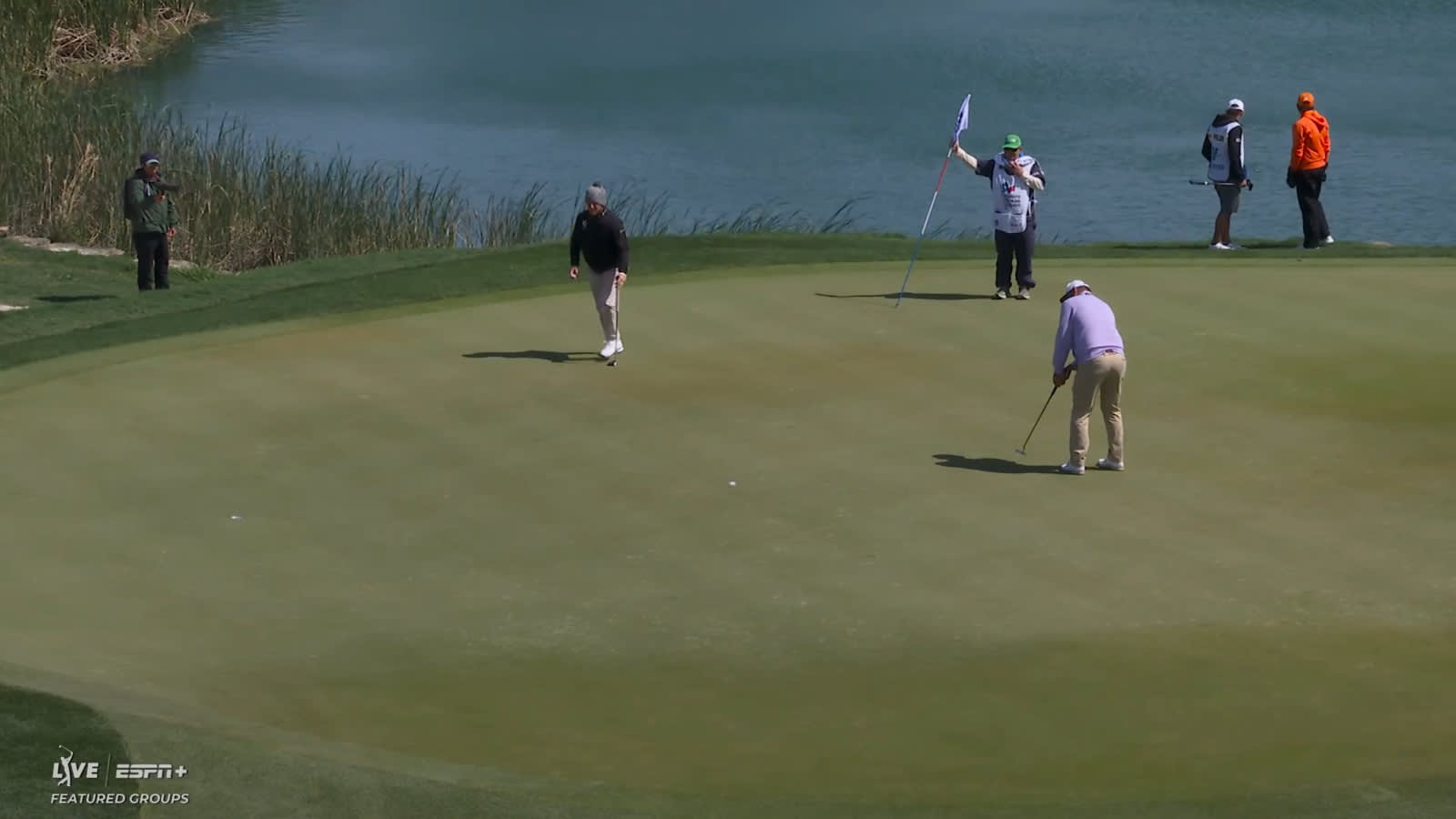 Chan Kim holes 23-foot birdie putt at Valero