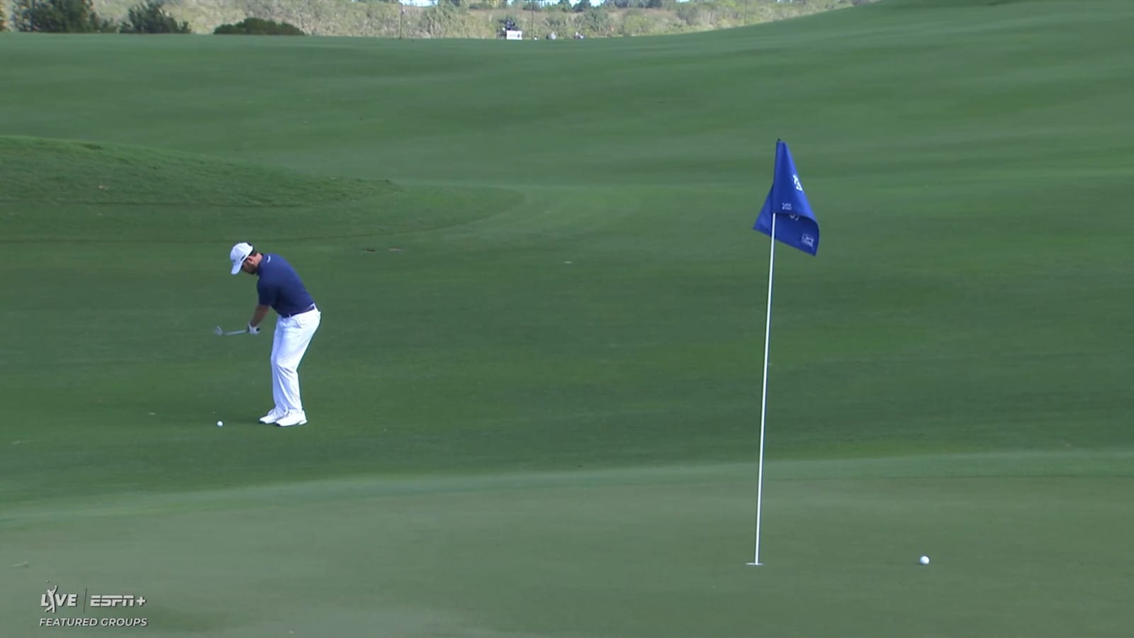 Patrick Cantlay chips in for Eagle at The Sentry
