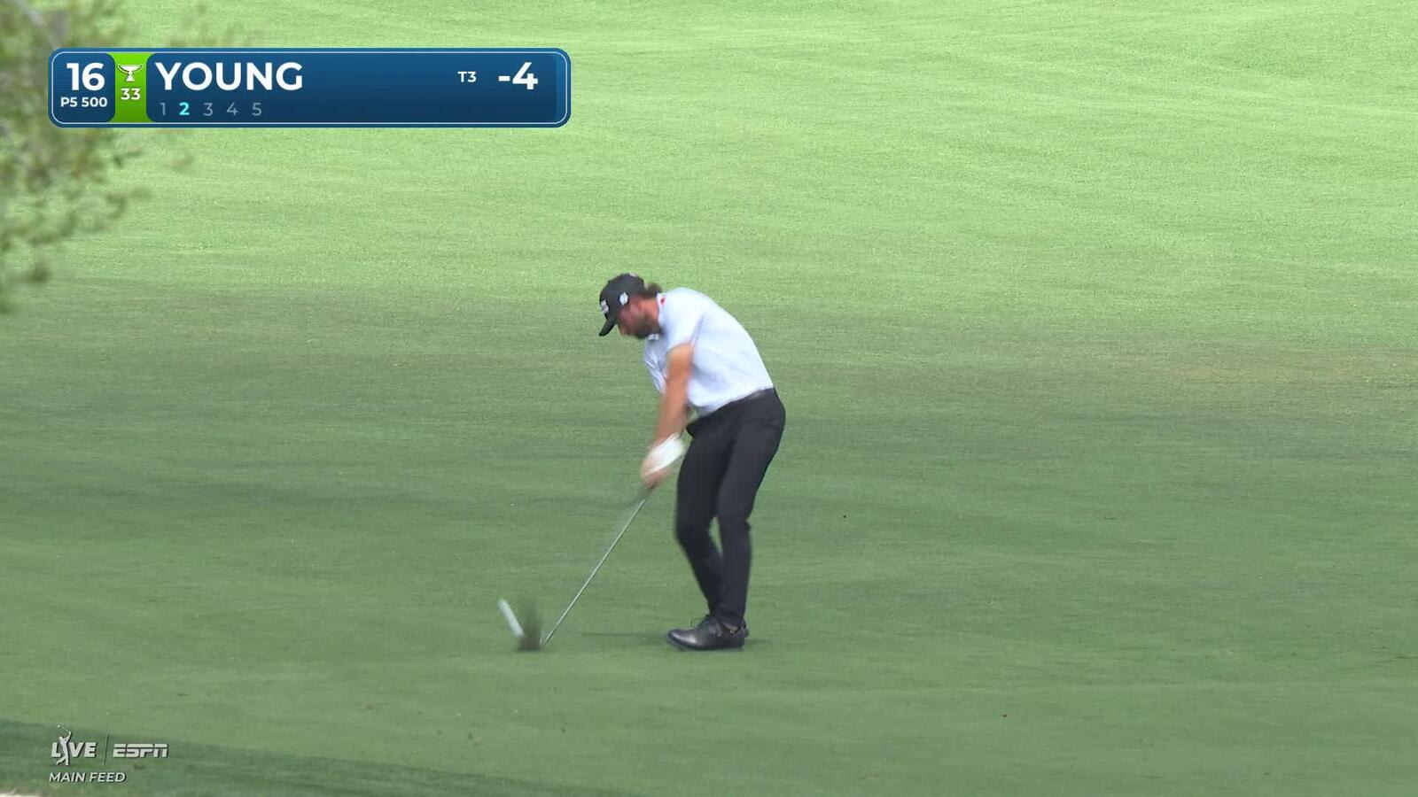 Cameron Young pours in 12-foot birdie putt on No. 16 at Arnold Palmer