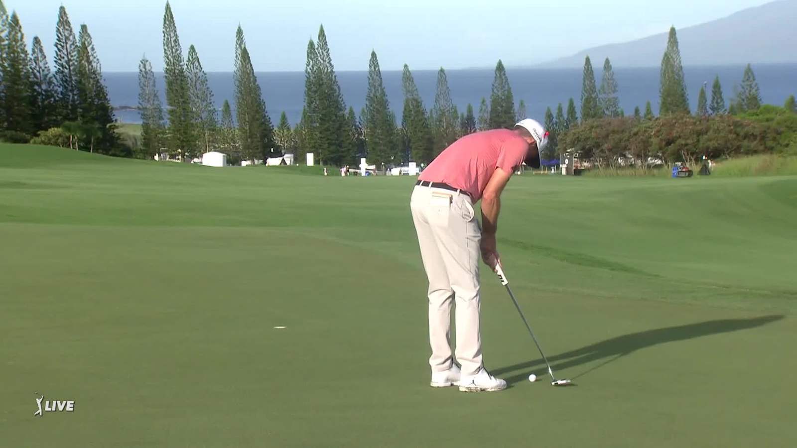 Keegan Bradley's left-to-right birdie putt at Sentry