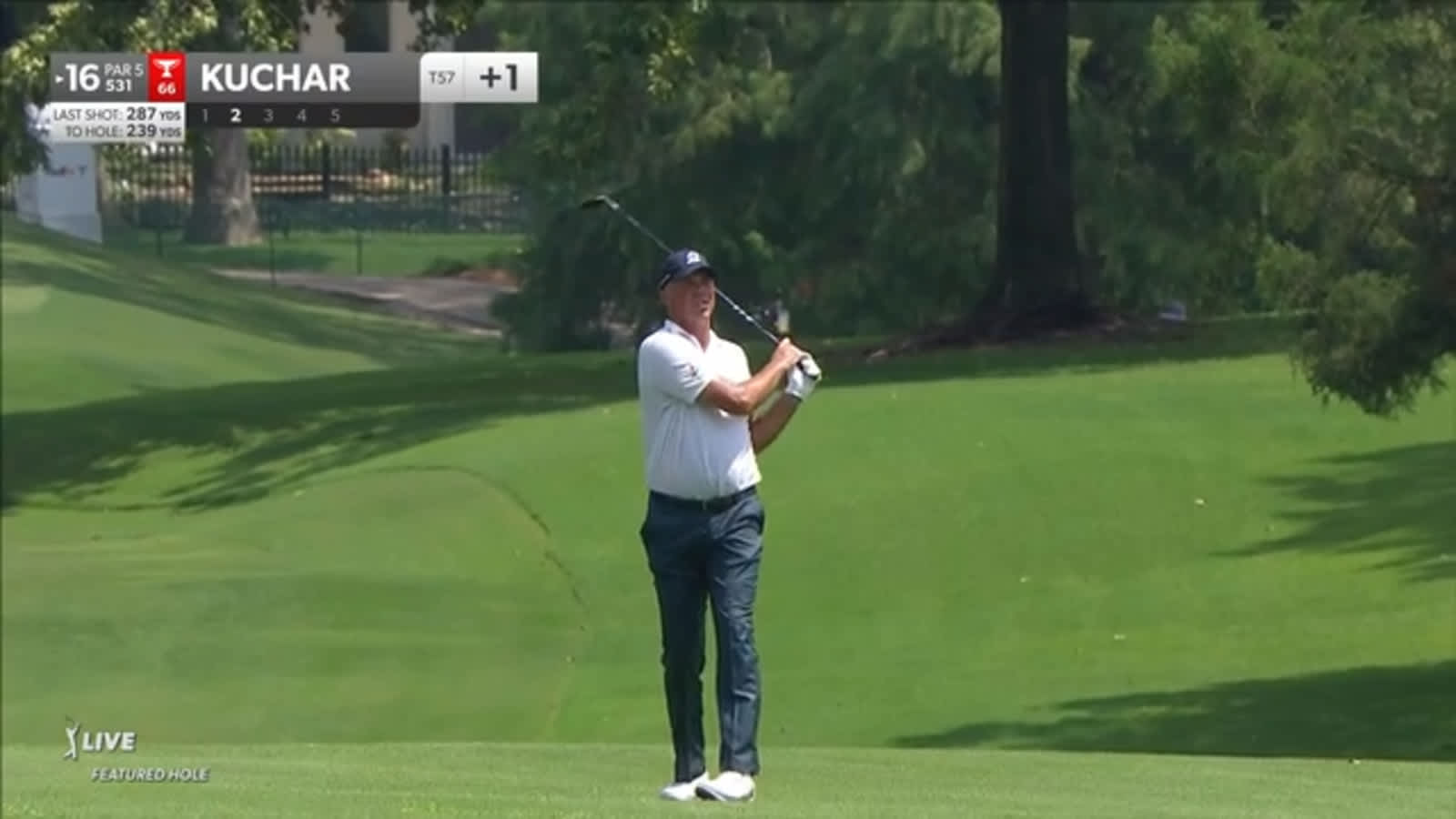 Matt Kuchar gets up-and-down for birdie at FedEx St. Jude