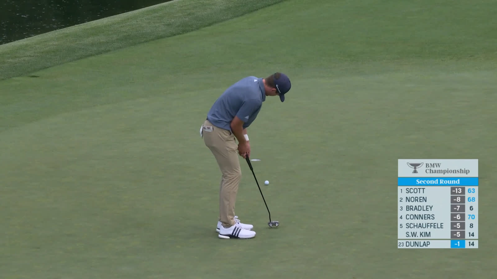 Nick Dunlap slides in 12-foot birdie putt at BMW Championship