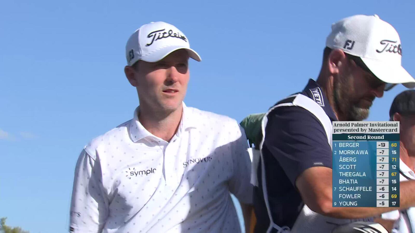 Russell Henley sinks 30-foot birdie putt on No. 14 at Arnold Palmer