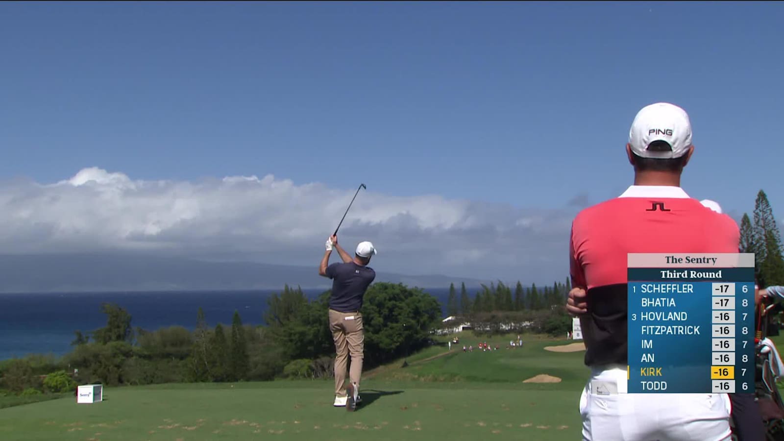 Chris Kirk draws tee shot to set up birdie at Sentry