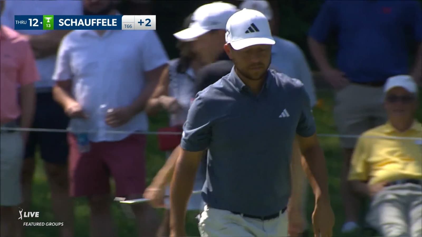 Xander Schauffele sinks a 22-foot birdie putt at the Memorial