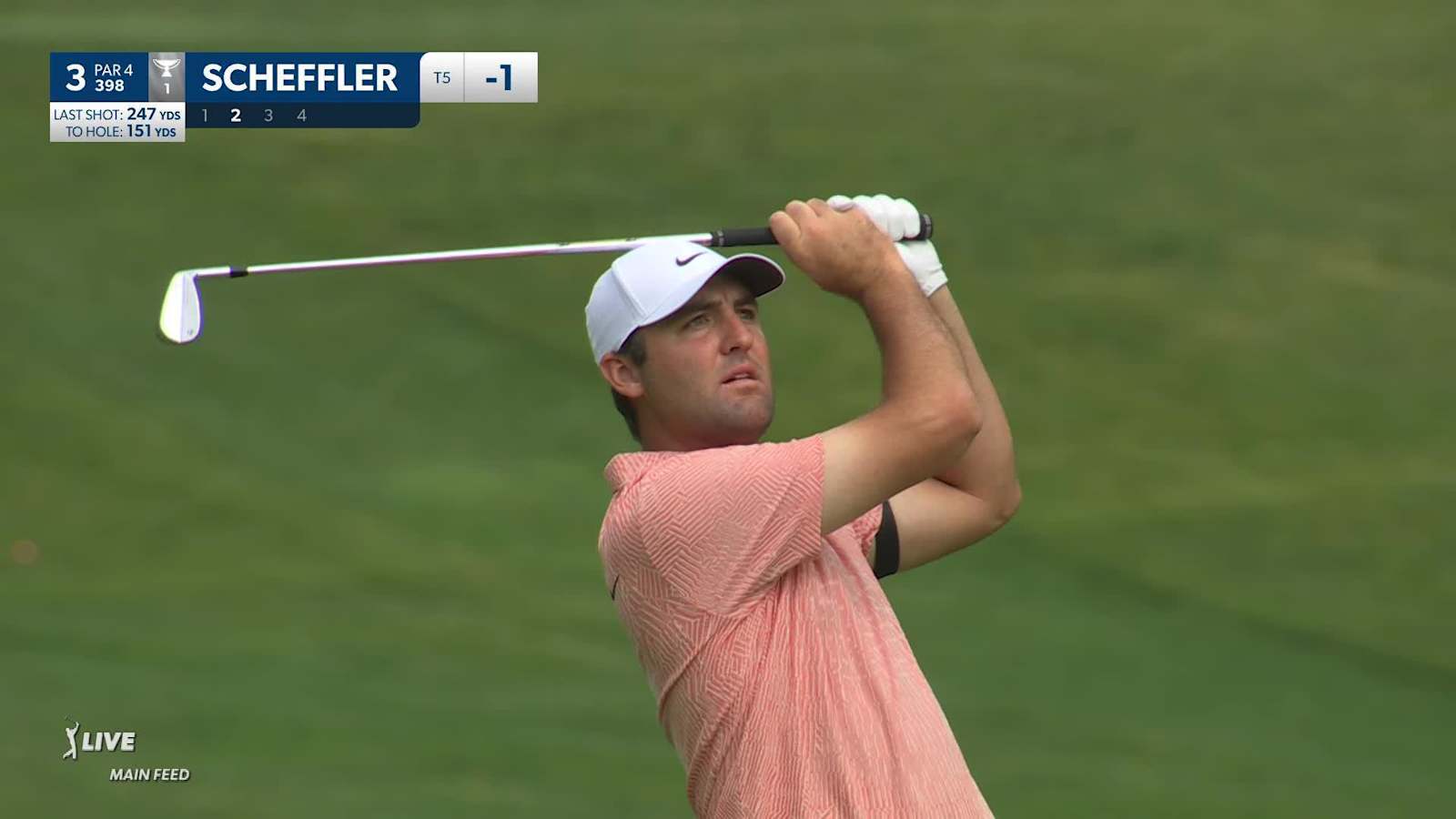 Scottie Scheffler drains 14-footer for birdie at the Memorial
