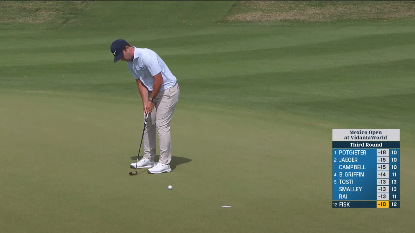 Steven Fisk rolls in birdie putt at Mexico Open