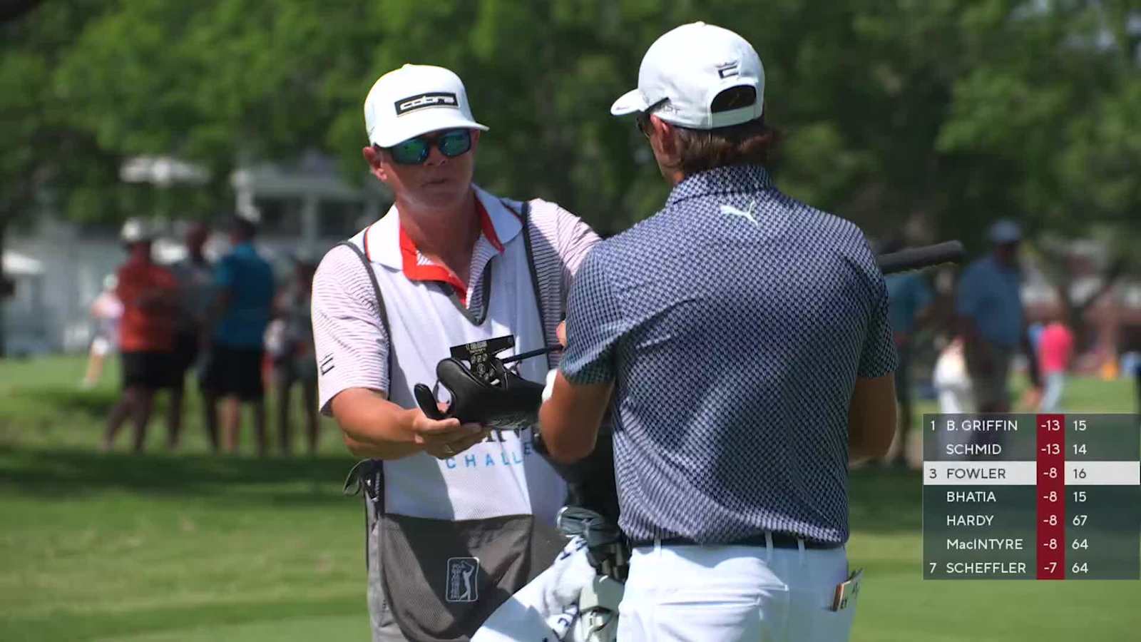 Rickie Fowler makes birdie on No. 17 at Charles Schwab