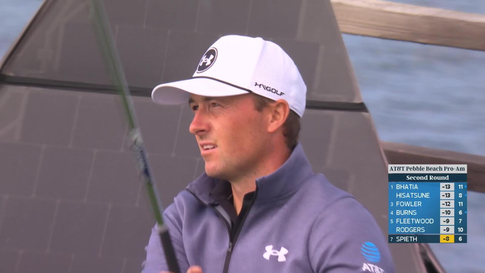 Jordan Spieth sinks 26-foot birdie putt on No. 7 at AT&T Pebble Beach