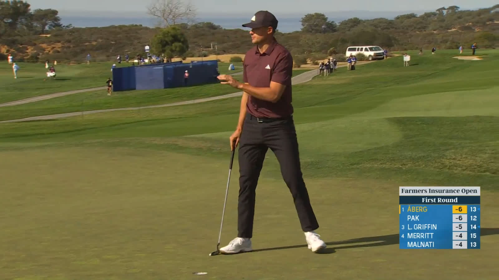 Ludvig Åberg reaches green in two yielding birdie at Farmers