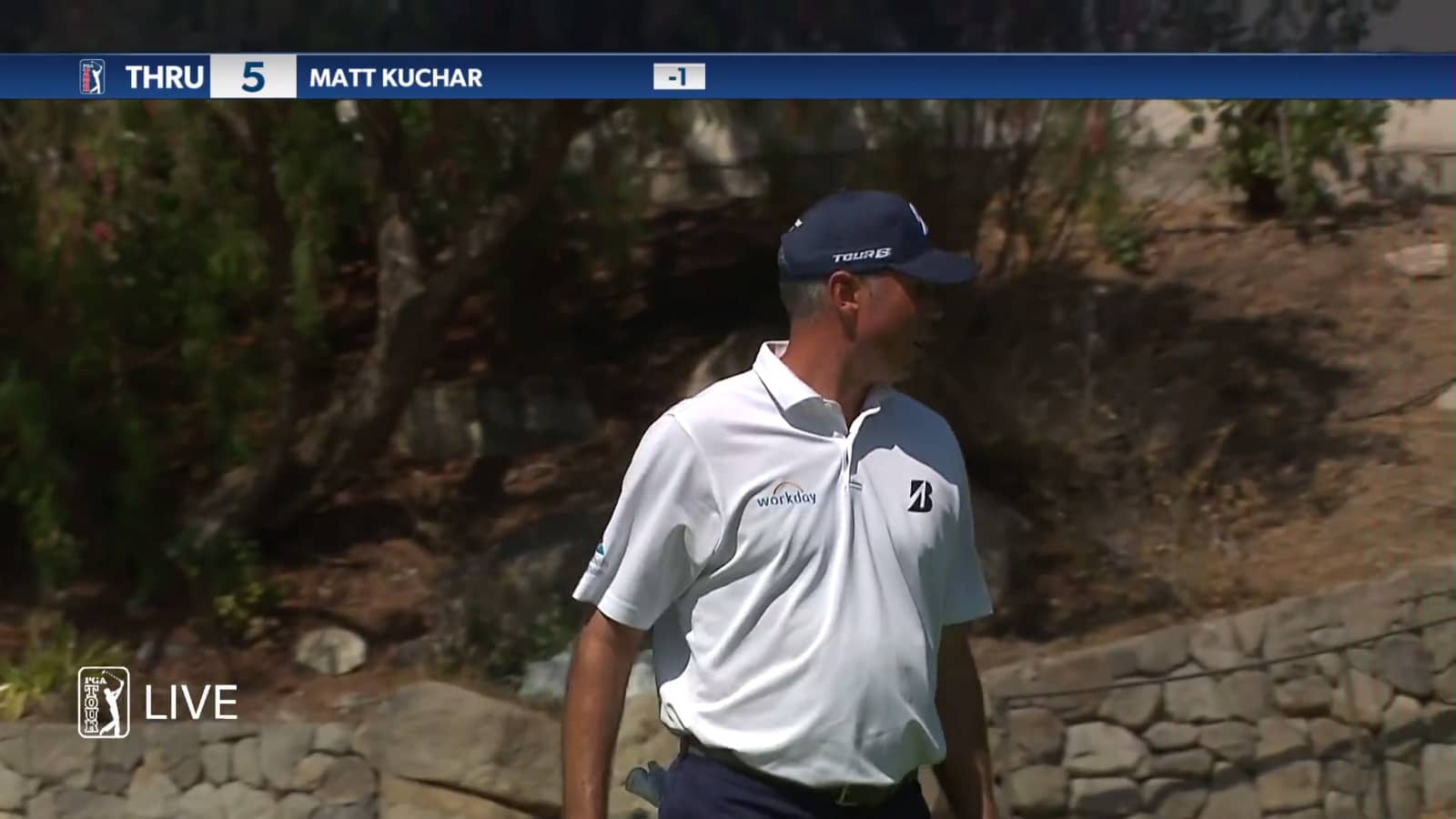 Matt Kuchar nestles bunker shot close and birdies at Fortinet Championship