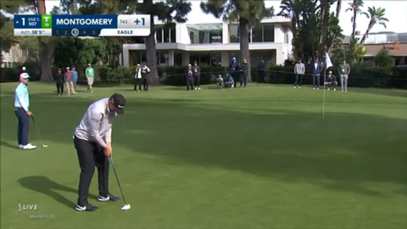 Taylor Montgomery buries a 38-foot eagle putt at Genesis