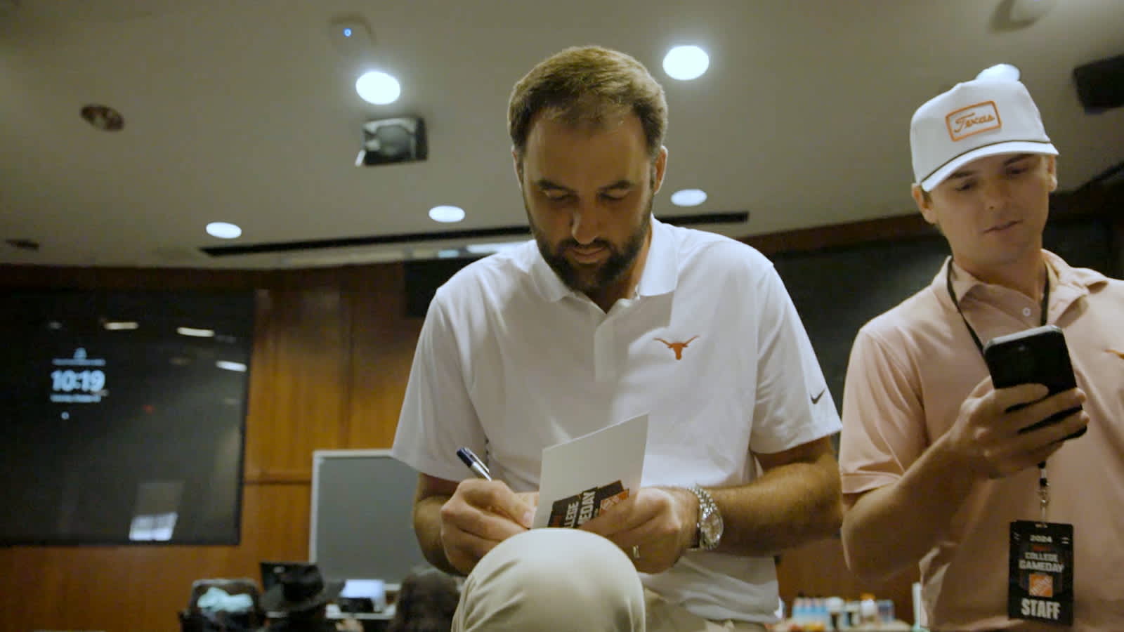 Scottie Scheffler prepares as 'ESPN College GameDay' guest picker