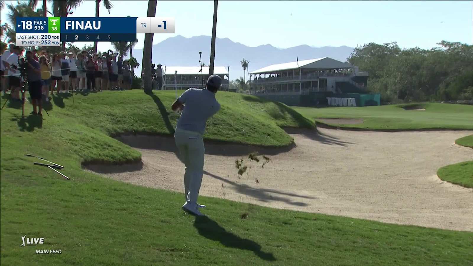 Tony Finau pulls the string to set up birdie at Mexico Open