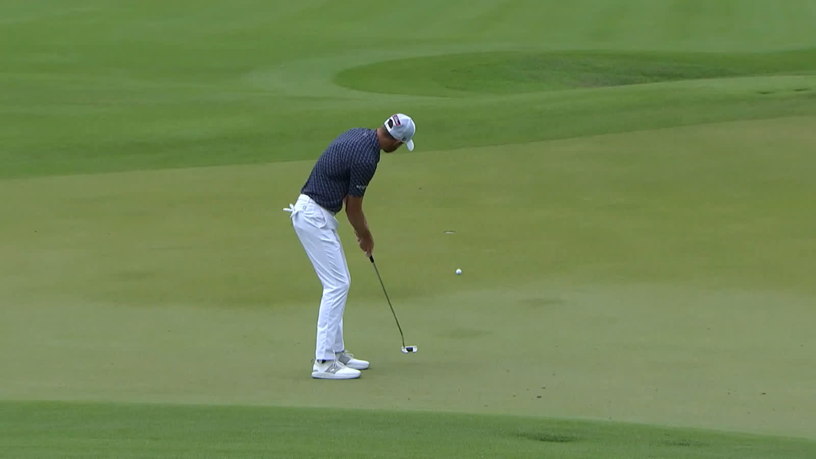 Kevin Tway curls in an eagle putt at Corales Puntacana