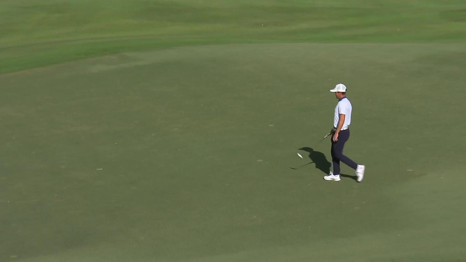 Caleb VanArragon makes birdie putt on No. 18 at Bahamas Classic Atlantis