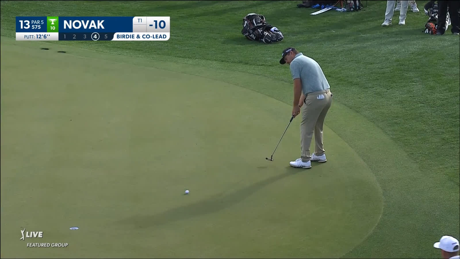 Andrew Novak makes 12-foot putt for birdie at WM Phoenix Open