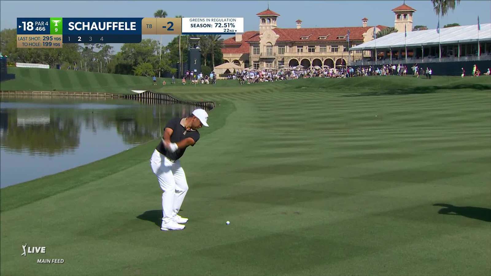 Xander Schauffele makes birdie on No. 18 at THE PLAYERS