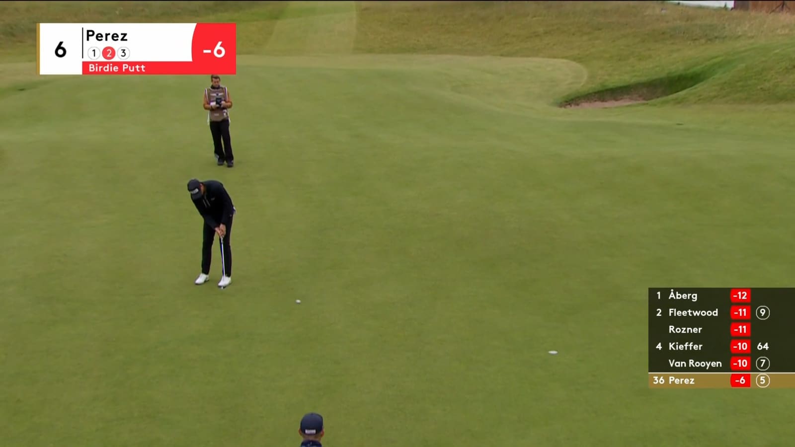 Victor Perez curls in birdie putt at Genesis Scottish Open