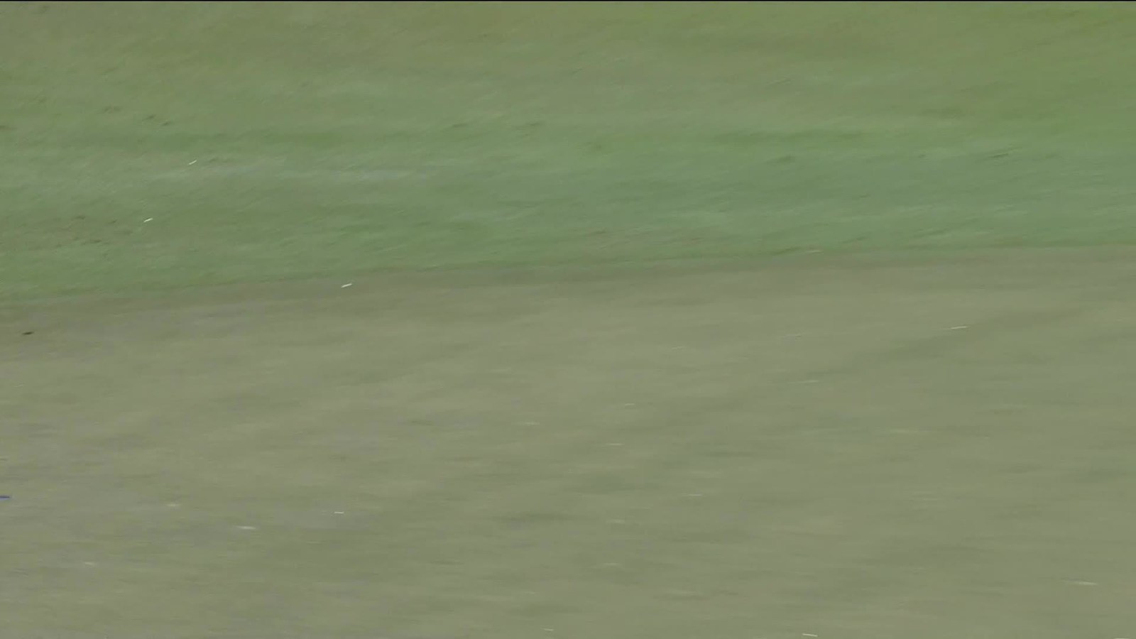 Aaron Wise drains 18-foot birdie putt at THE CJ CUP