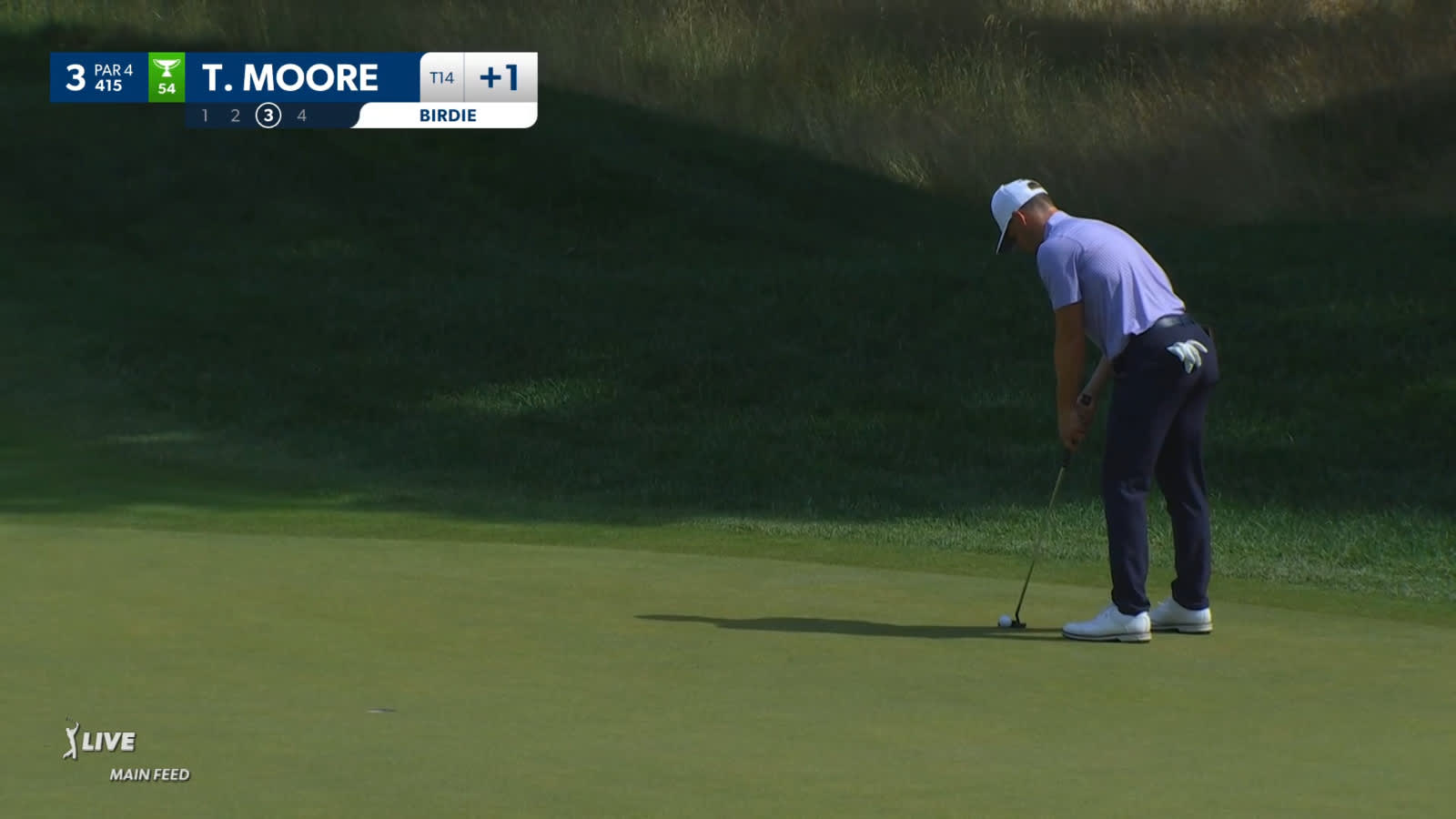 Taylor Moore drains 11-foot birdie putt at Travelers