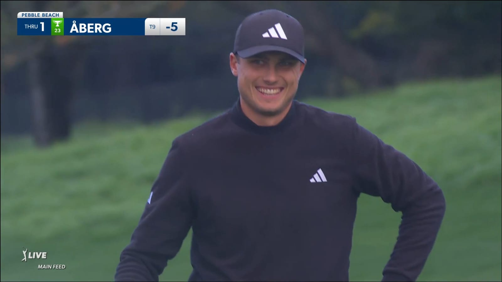 Ludvig Åberg drains a 42-foot birdie putt at AT&T Pebble Beach