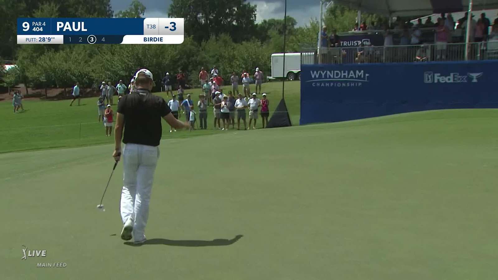 Yannik Paul sinks a 28-foot birdie putt at Wyndham