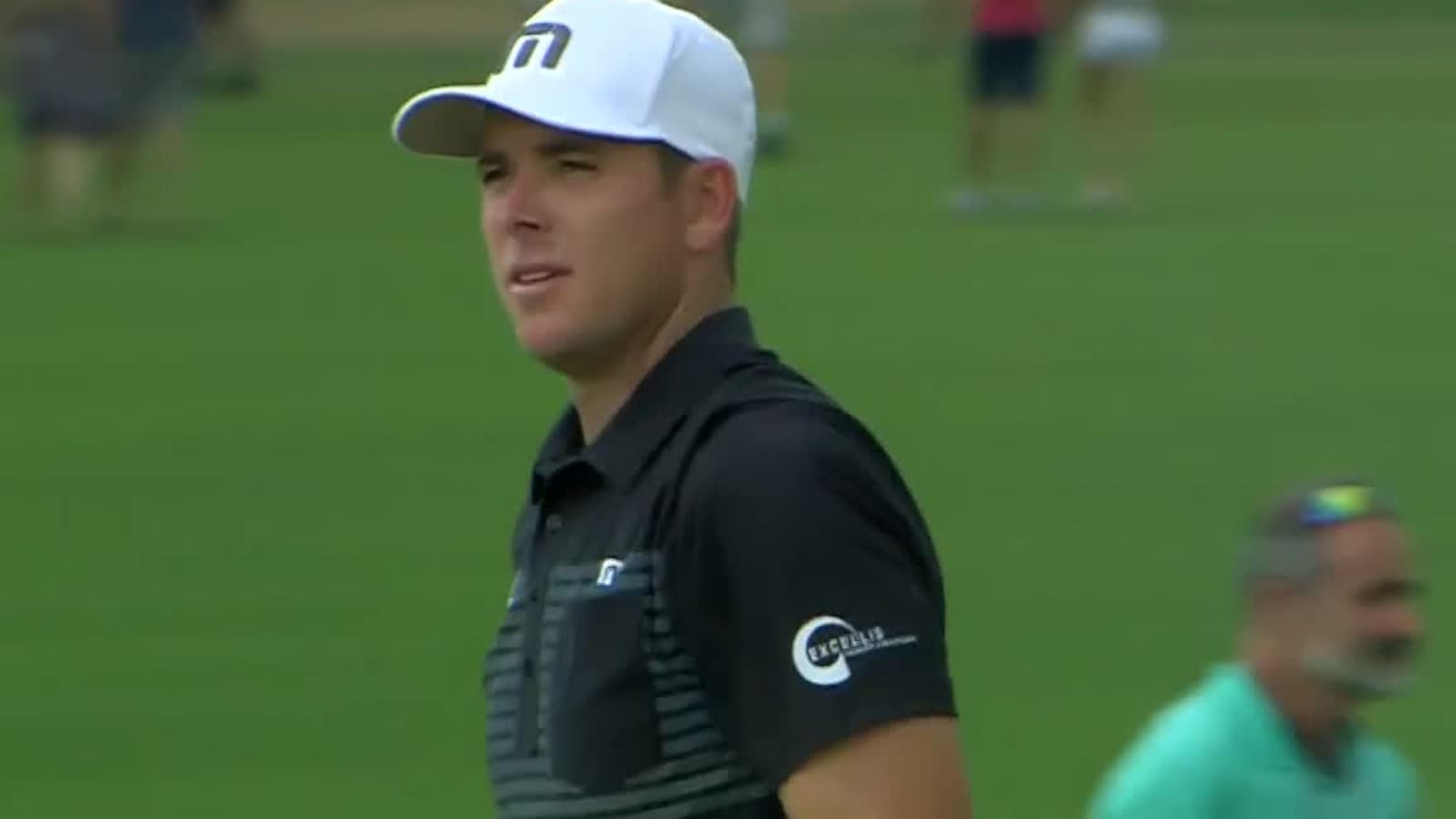Luke List sinks 26-foot birdie putt at THE NORTHERN TRUST