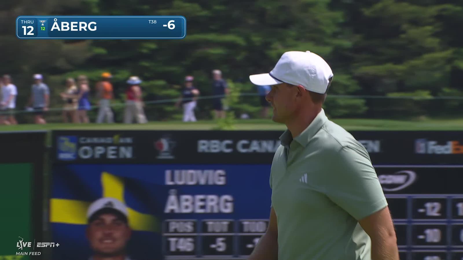 Ludvig Åberg rolls in birdie putt at RBC Canadian