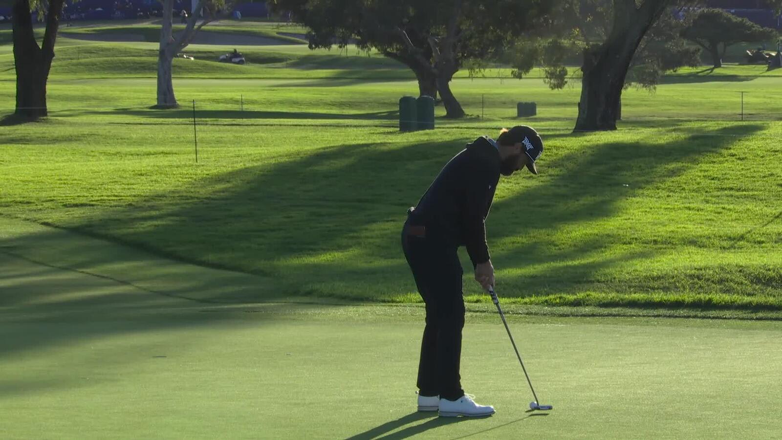 Chad Ramey sinks 22-foot birdie putt on No. 1 at Farmers