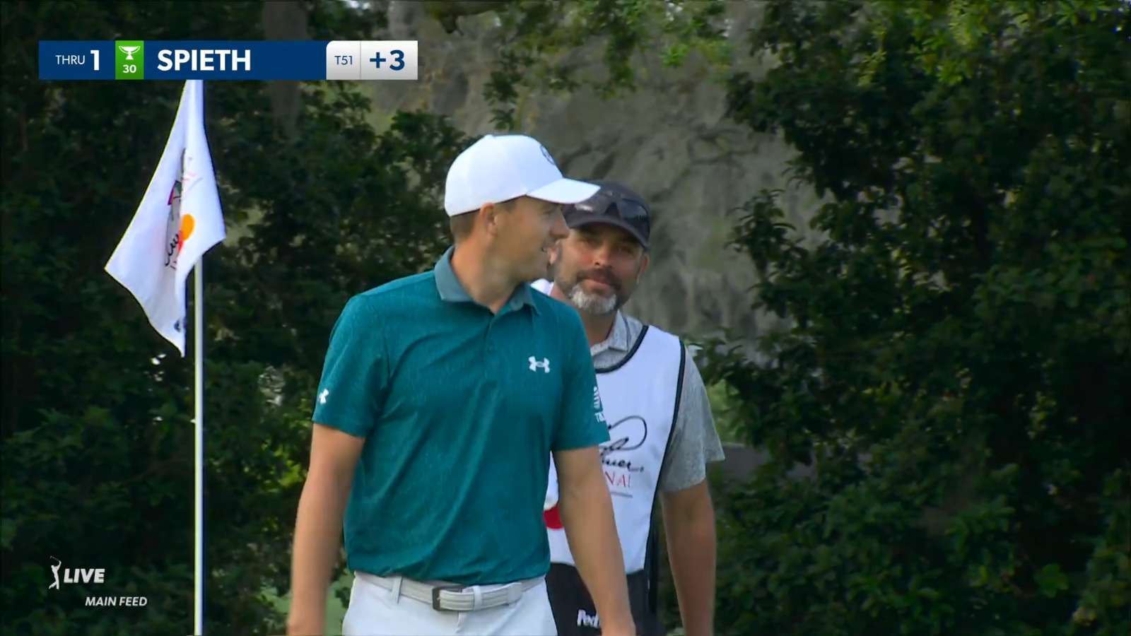 Jordan Spieth makes birdie putt from of the green at Arnold Palmer