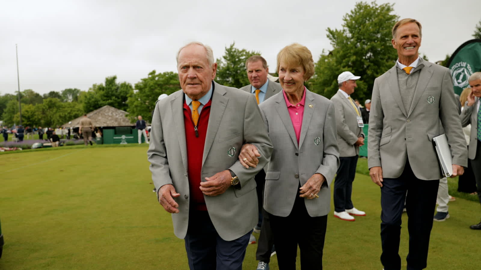 Barbara Nicklaus recognized as Honoree at the Memorial