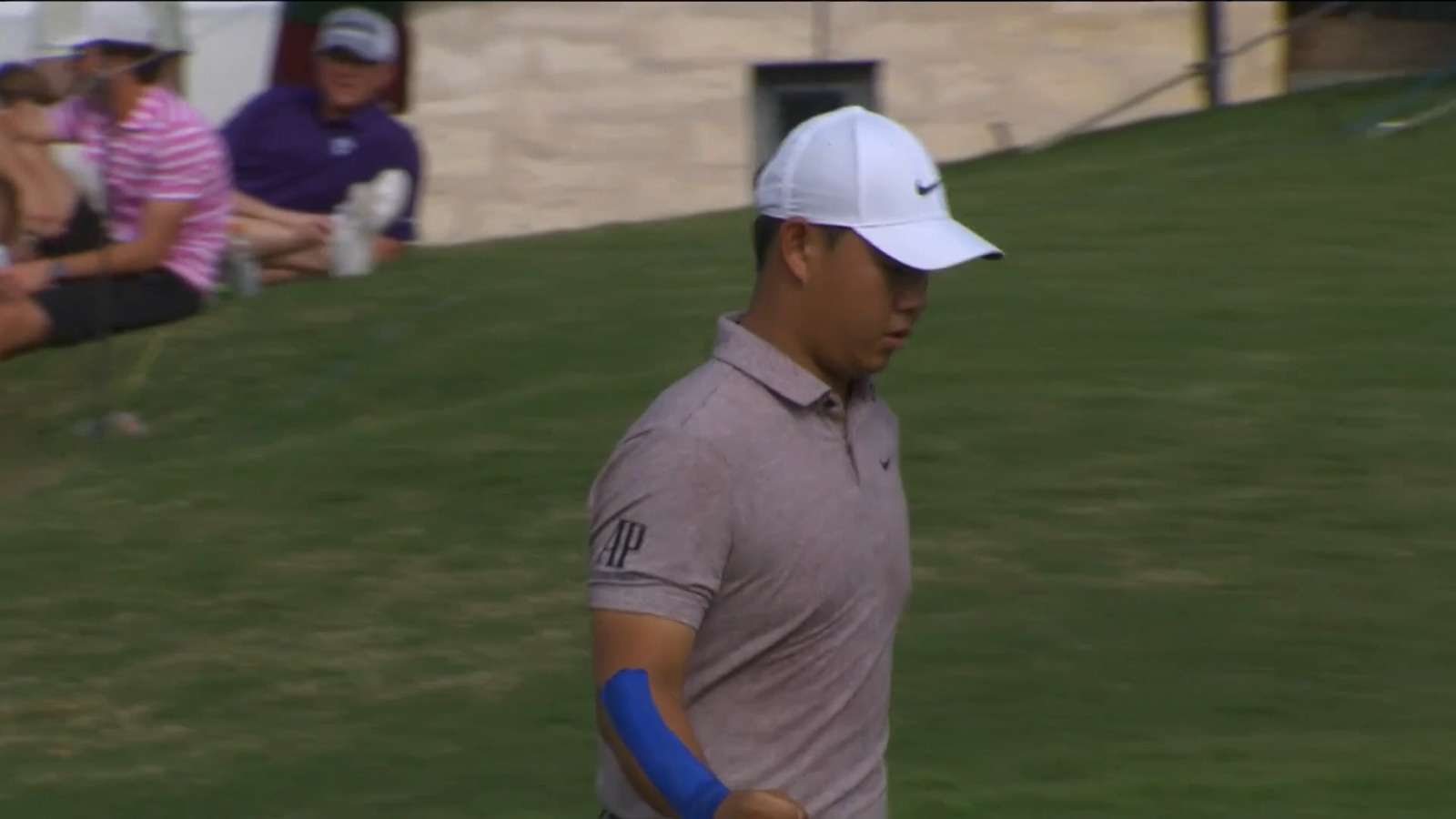Tom Kim birdies to win hole at WGC-Dell Match Play