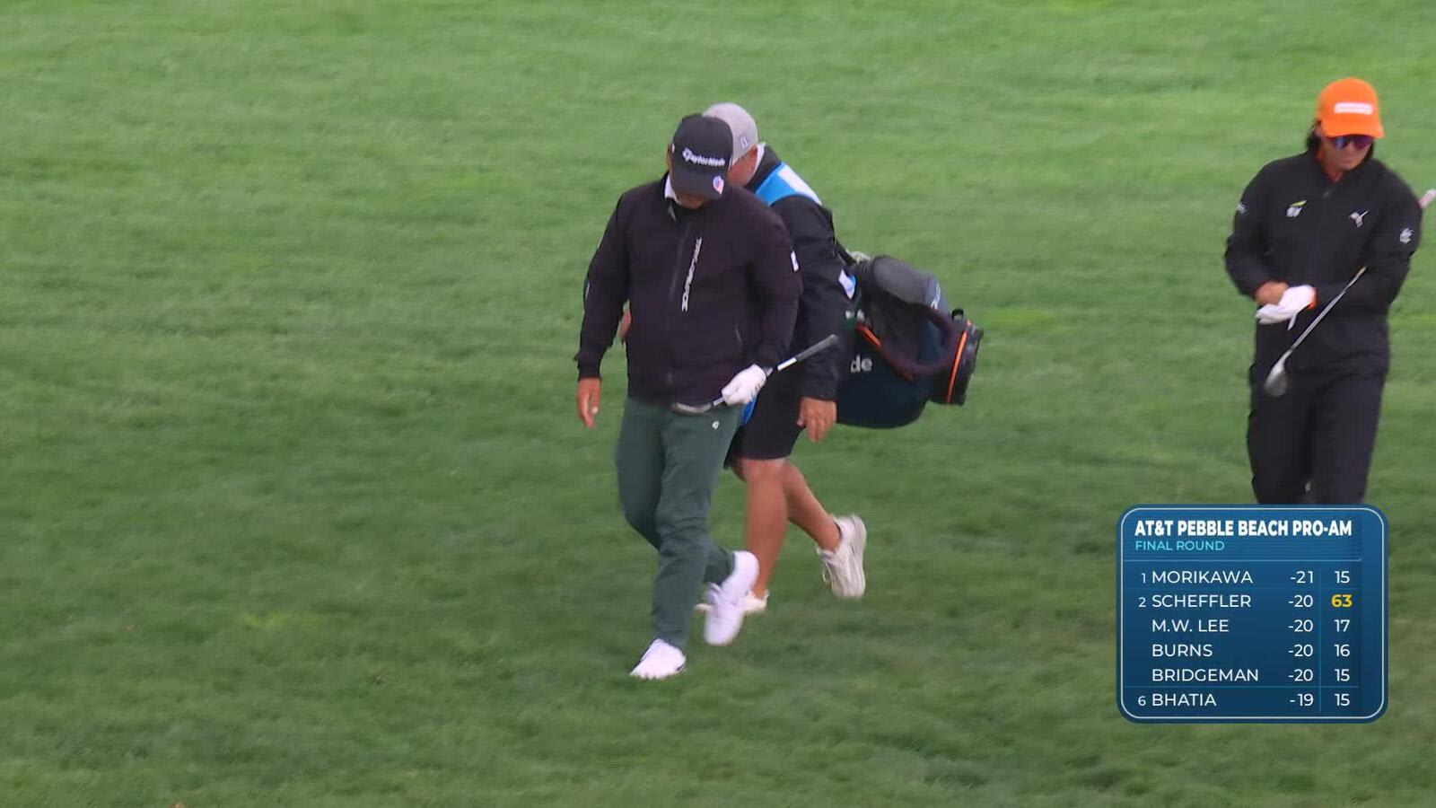 Ryo Hisatsune hits 35-yard rough shot for eagle on No. 18 at Pebble Beach