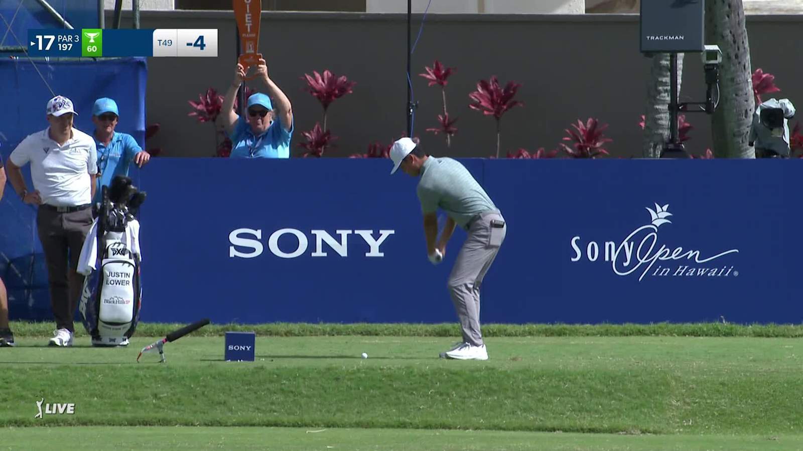 Brandon Wu flushes tee shot and birdies at Sony Open