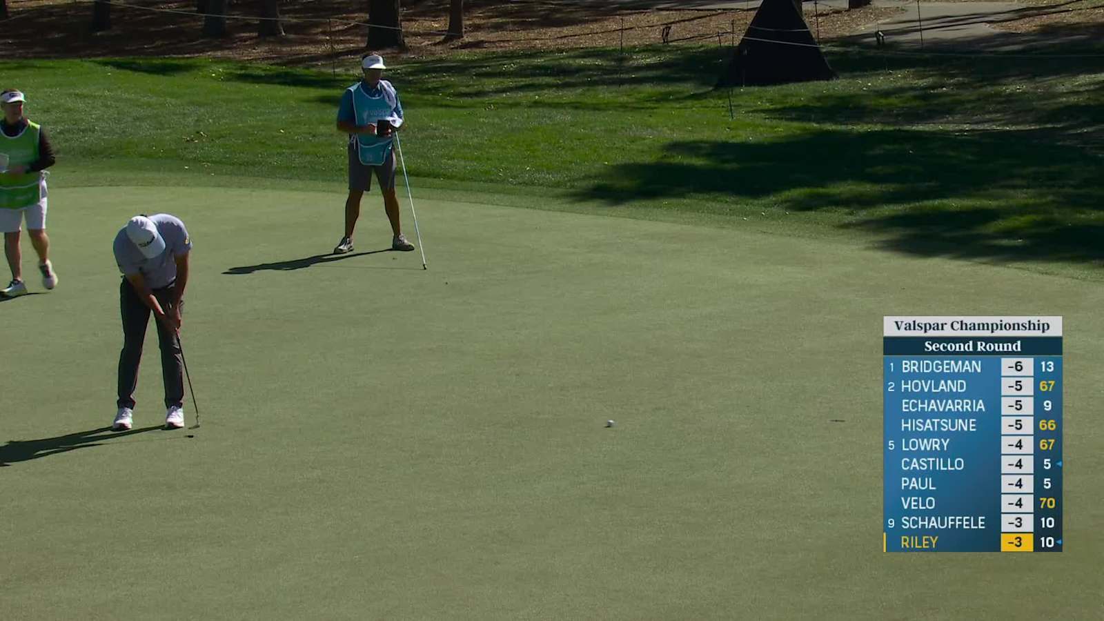 Davis Riley sinks 14-foot birdie putt at Valspar