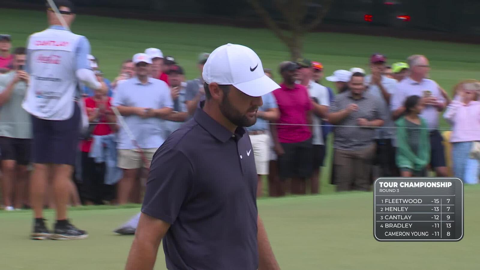 Scottie Scheffler sinks long birdie putt from the fringe at TOUR Championship