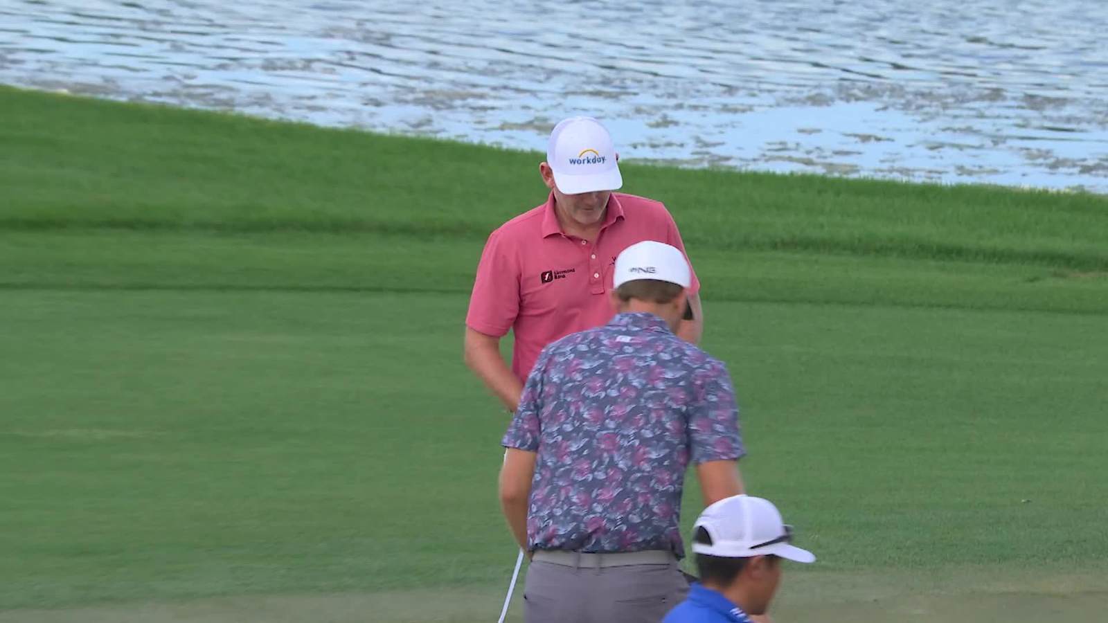 Brandt Snedeker sinks 19-footer to birdie from fringe at Cognizant Classic