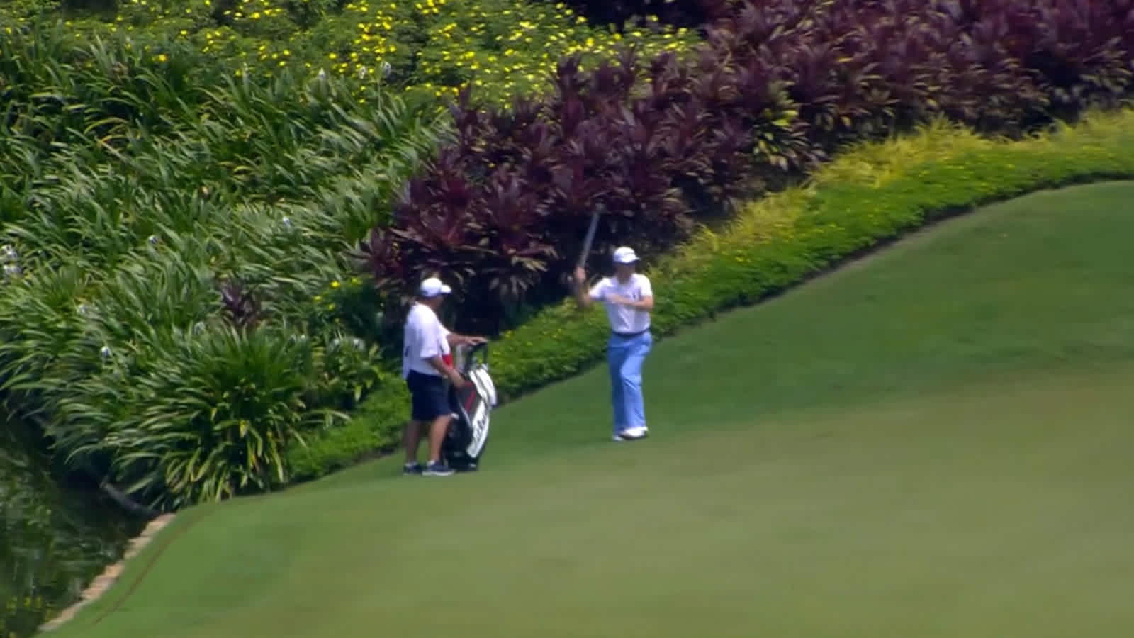 Justin Thomas' brilliant chip-in eagle at CIMB